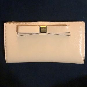Kate Spade button closure wallet